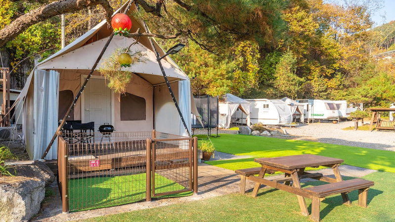 Gapeyong Fourseason Pet Glamping Caravan, Gapyeong, South Korea