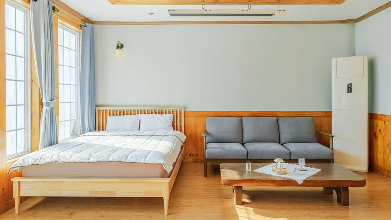 Geoje Come and Stay Pension, Geoje, South Korea