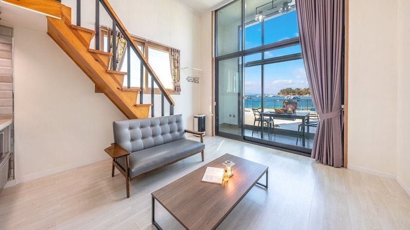 Yeosu Arungeorida Ocean View Pension, Yeosu, South Korea