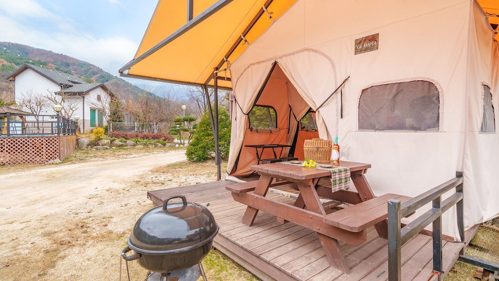 Gapyeong Sanchaek Glamping Pension, South Korea