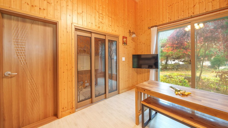 Gapyeong Sanchaek Glamping Pension, Gapyeong, South Korea