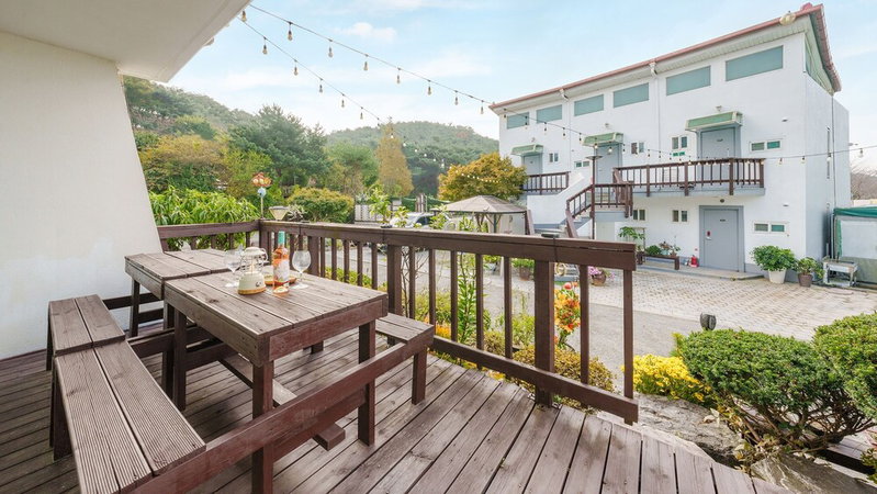 Taean Norabureo Pet Pension, Taean, South Korea