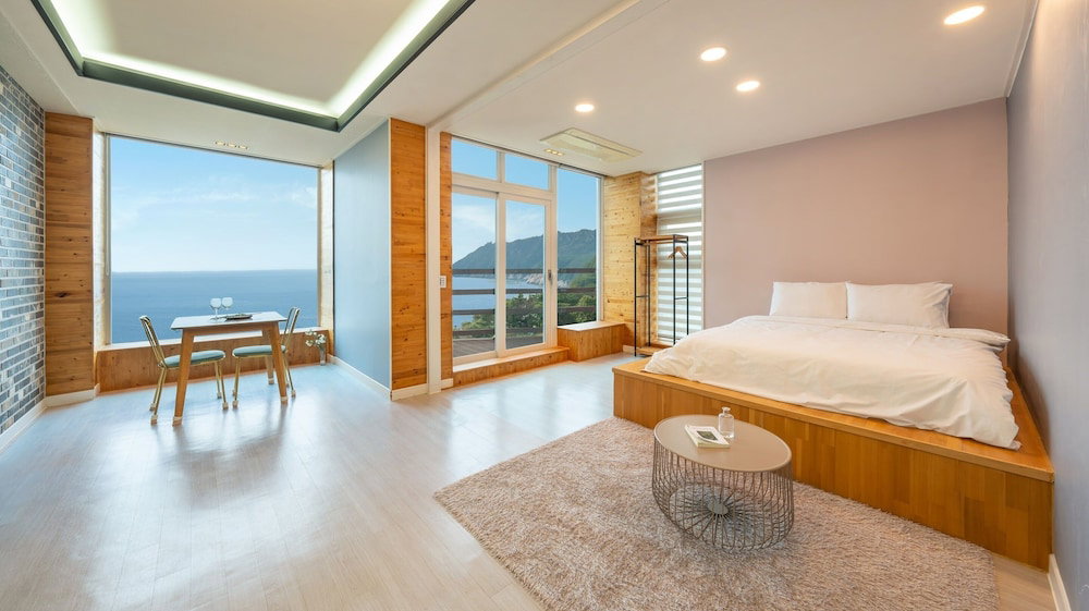 Geoje Inbito Pension, South Korea
