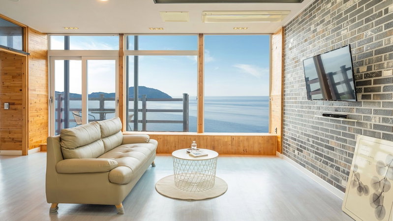 Geoje Inbito Pension, Geoje, South Korea