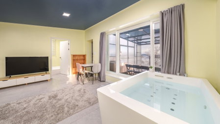 Yeongheungdo Sunset Spa Pension, Incheon, South Korea
