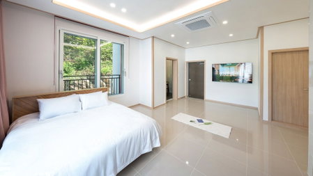 Gapyeong Laonjena Pool Villa, Gapyeong, South Korea