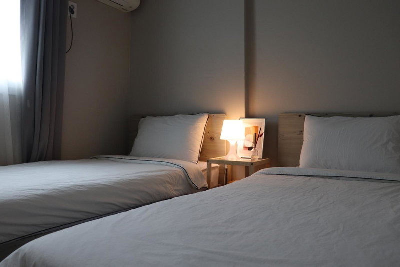 HOTEL YH- Yeonhuijang, Seoul, South Korea