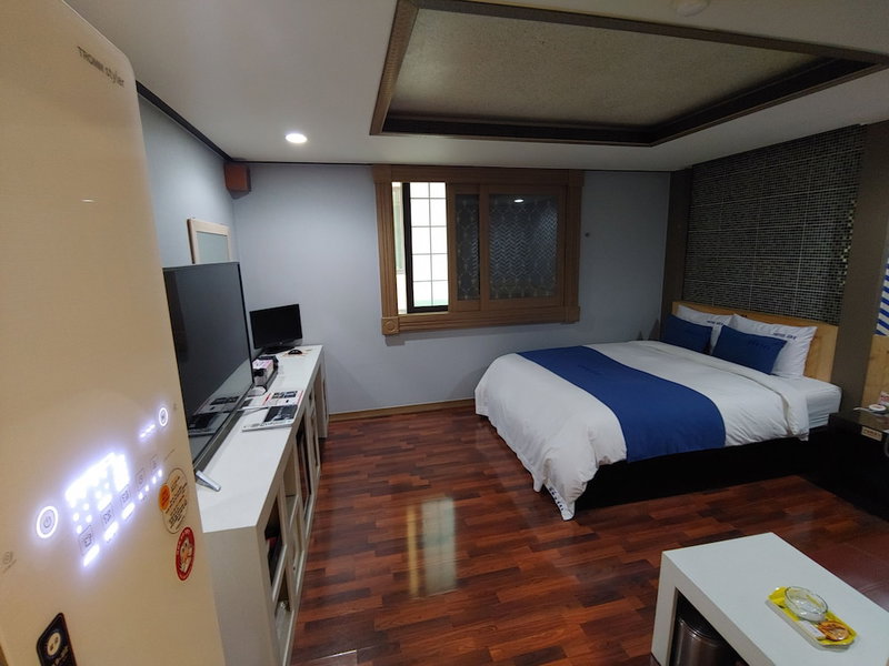 Hotel Sky, Changwon, South Korea