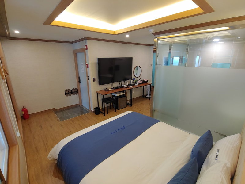 Hotel Sky, Changwon, South Korea