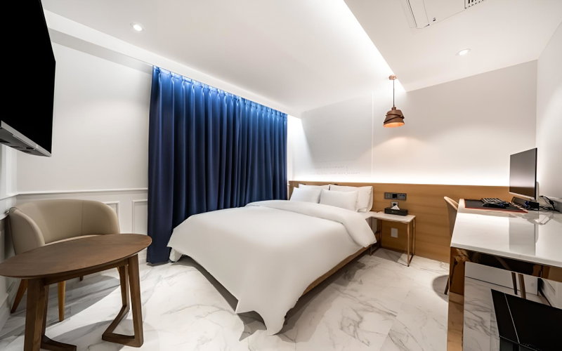 Jongno Hotel Laboum, Seoul, South Korea