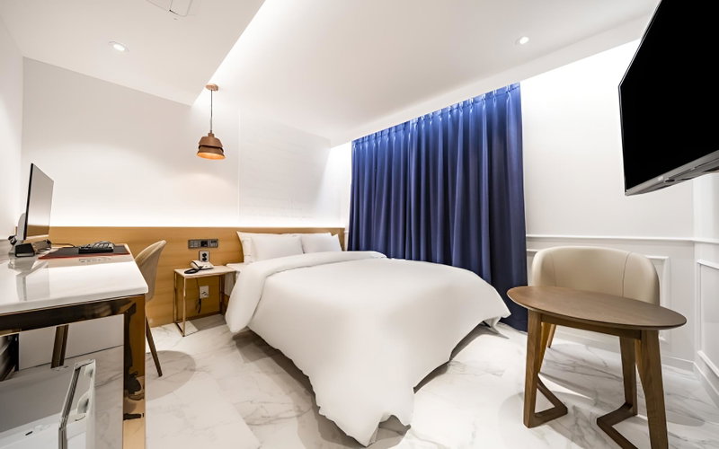 Jongno Hotel Laboum, Seoul, South Korea