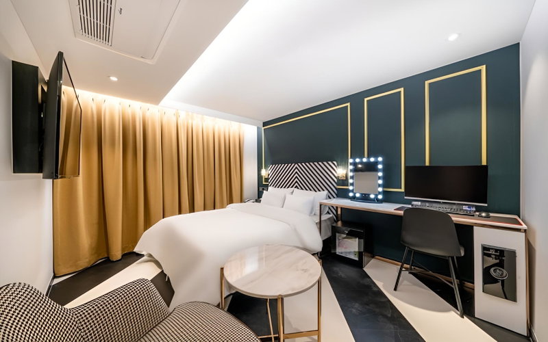 Jongno Hotel Laboum, Seoul, South Korea
