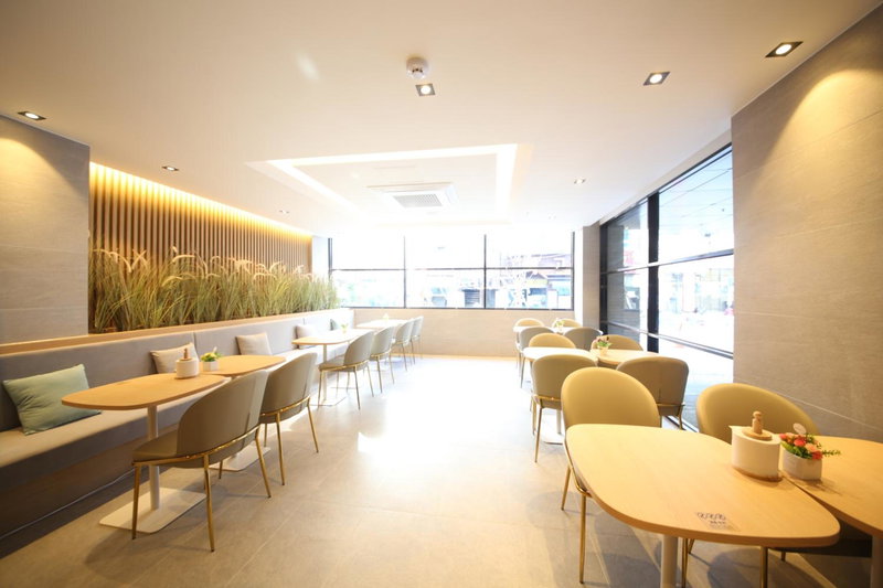 Busan Sasang The Van Hotel, Busan, South Korea
