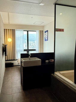 Mini hotel may nampo, Busan, South Korea