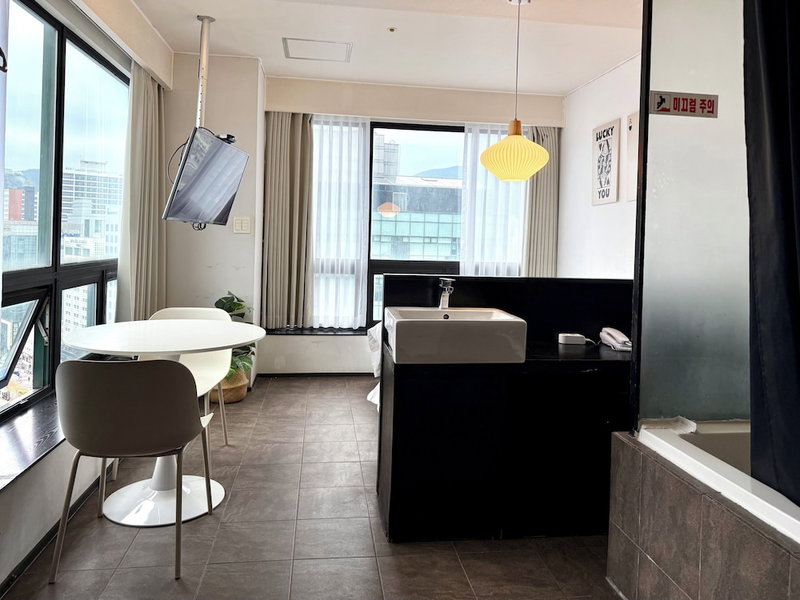 Mini hotel may nampo, Busan, South Korea