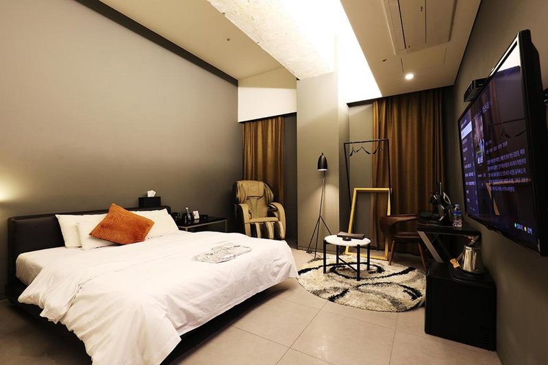 Vine Hotel, Ansan, South Korea