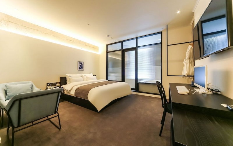 The Point Hotel - Myeongji, Busan, South Korea