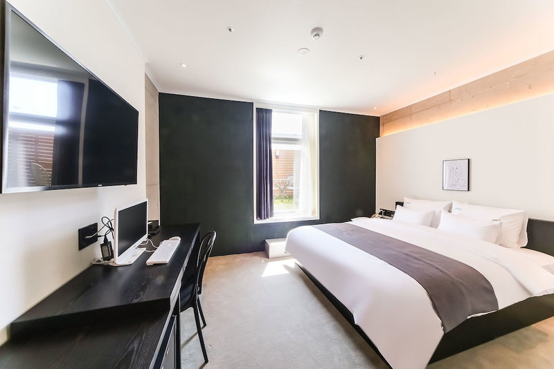 The Point Hotel - Myeongji, Busan, South Korea