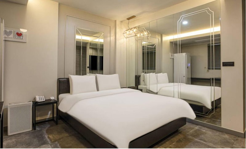 hotel 99 prestige, Seoul, South Korea
