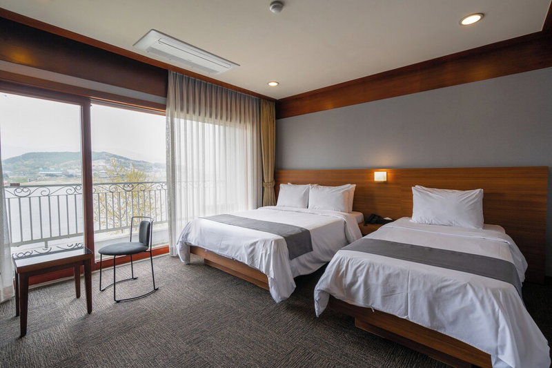 The Hill House Yangpyeong, Yangpyeong, South Korea