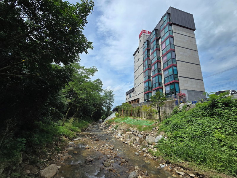 peach motel, Wonju, South Korea