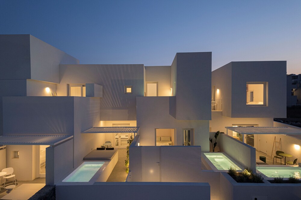 Hotel · Neo Suites, Santorini