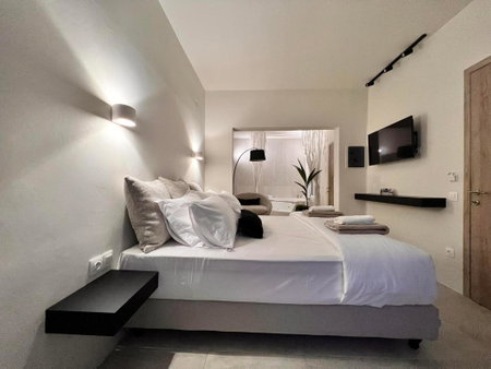 Perla Coco Jacuzzi Suites, Chania Town, Greece