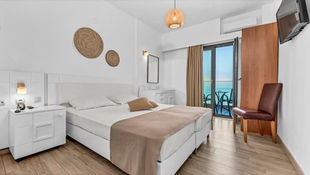Sunset Beach Hotel, Kokkíni Khánion, Greece
