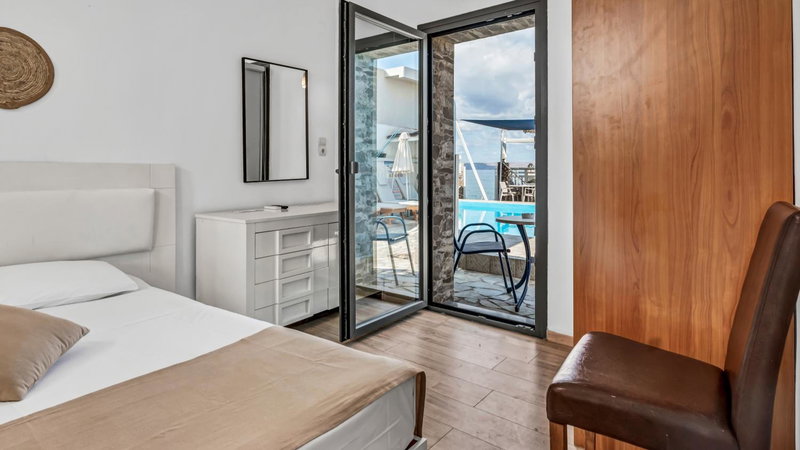 Sunset Beach Hotel, Kokkíni Khánion, Greece