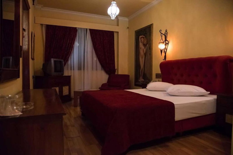 Alfa Hotel, Piraeus, Greece