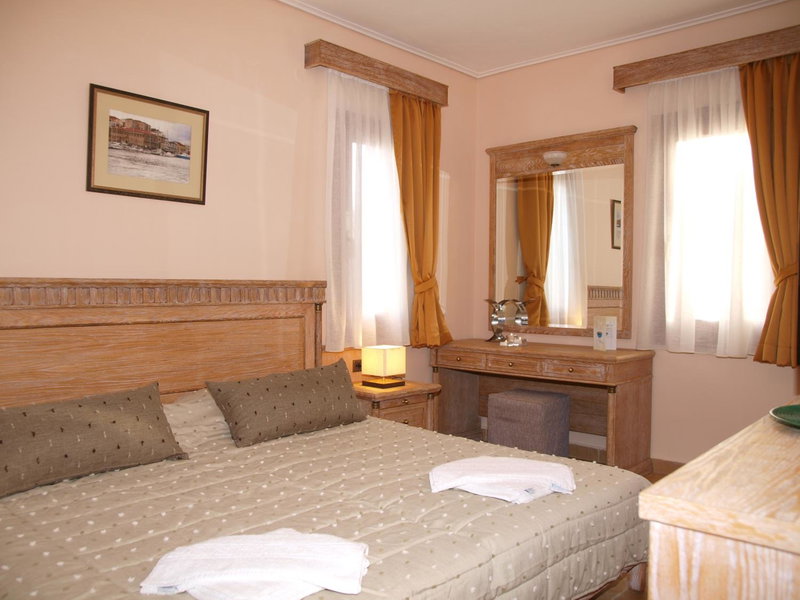 Mylos Hotel Apartments, Plataniás, Greece