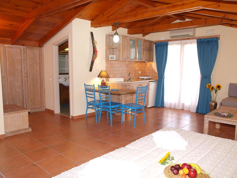 Mylos Hotel Apartments, Plataniás, Greece