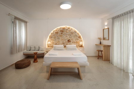 Proteas Hotel & Suites, Agios Prokopios, Greece