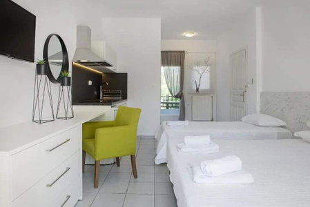 Hotel Papanikolaou, Ierissos, Greece