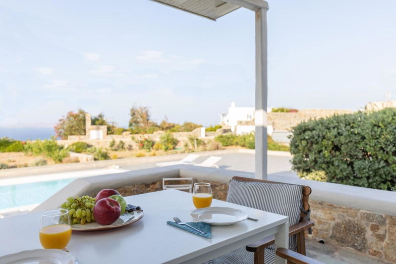Sea Wind Villas and Suites, Tourlos, Greece