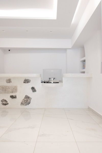 Caldera Cliff Illusion, Fira, Greece