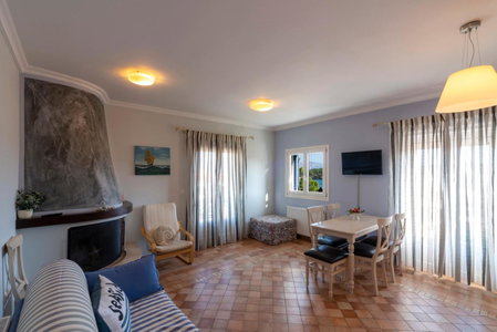 Nautilus Luxury Suites, Galaxidhion, Greece