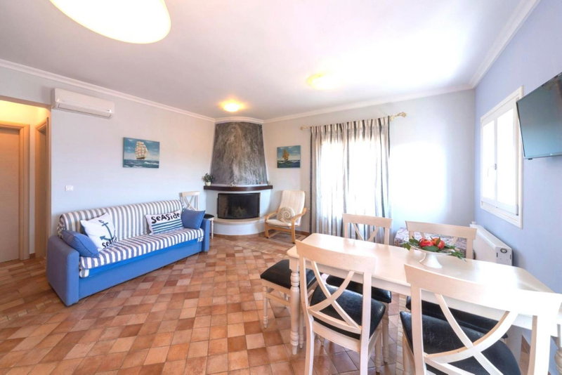 Nautilus Luxury Suites, Galaxidhion, Greece