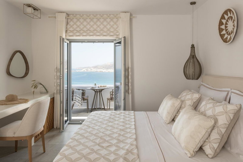 Virtu on the Hill, Stelida, Greece