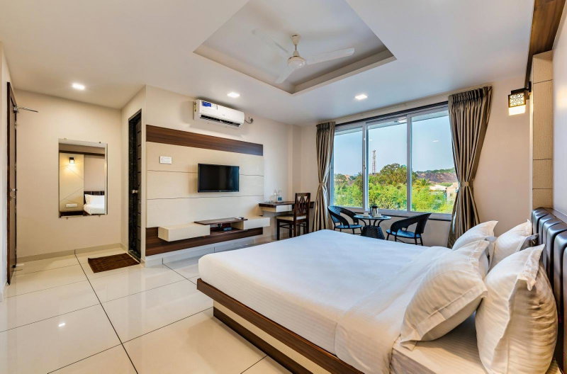 Hotel Grand Indu, 3 Star Kolhapur, Kolhapur, India