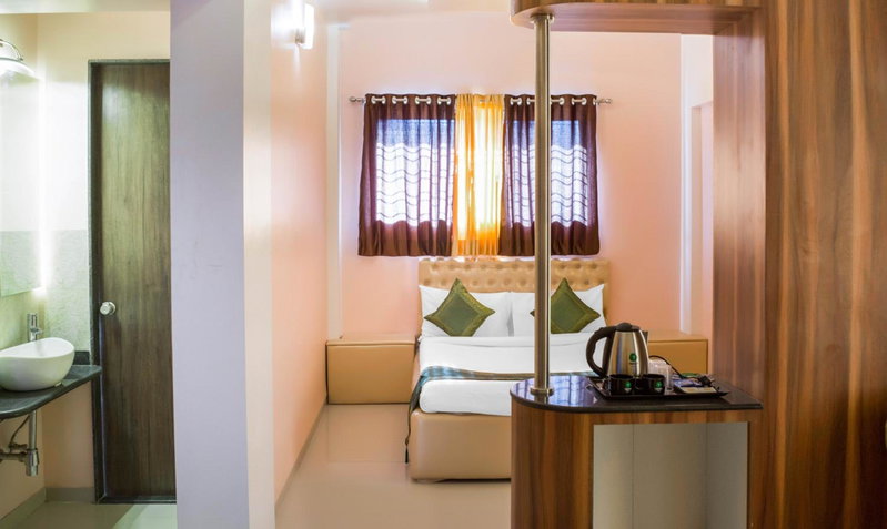 Treebo Naunidh Suites, Pune, India