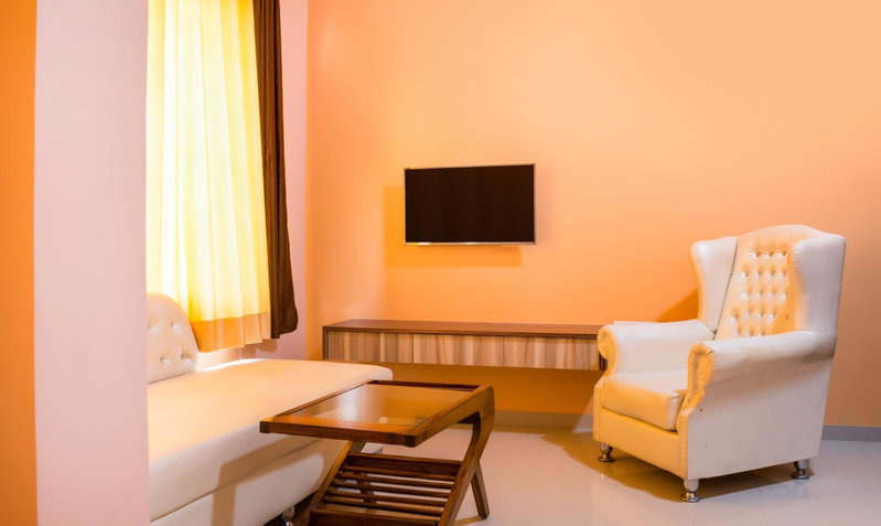 Treebo Naunidh Suites, Pune, India