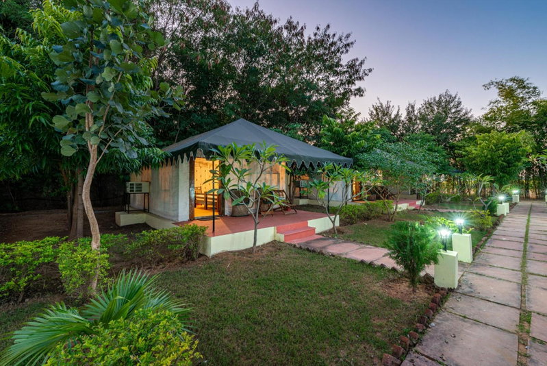 Jungle Cave Resort, Sawāi Mādhopur, India