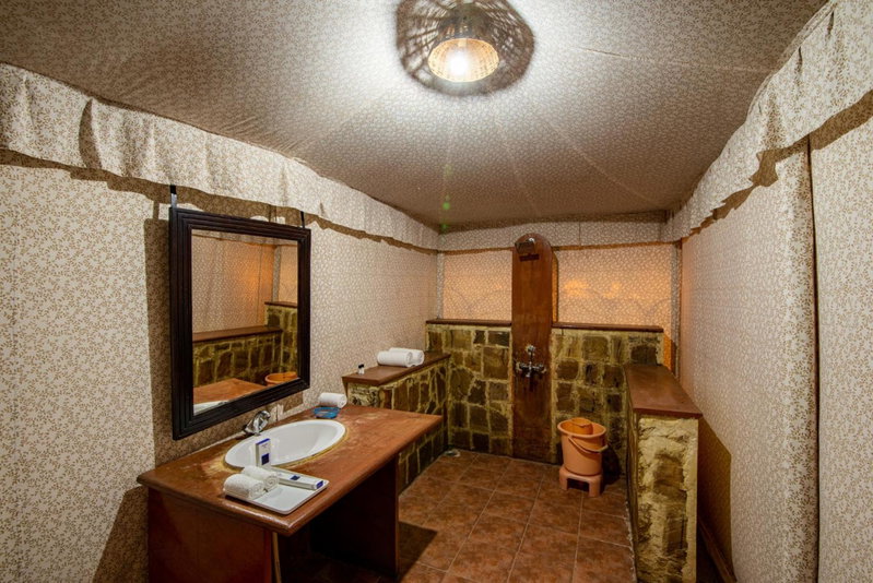 Jungle Cave Resort, Sawāi Mādhopur, India