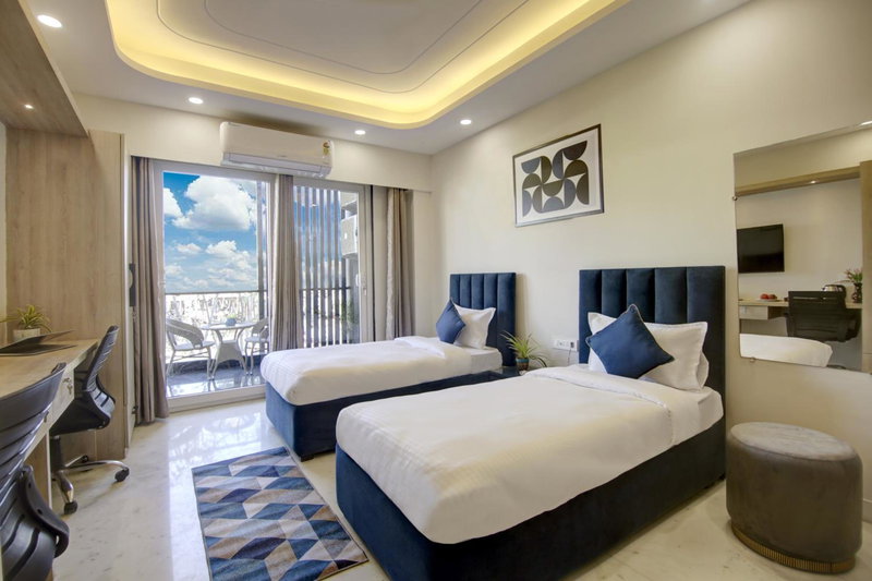 FlxHo Quad - Luxury Studio Apart Hotel DLF Cyber City, Gurgaon, India