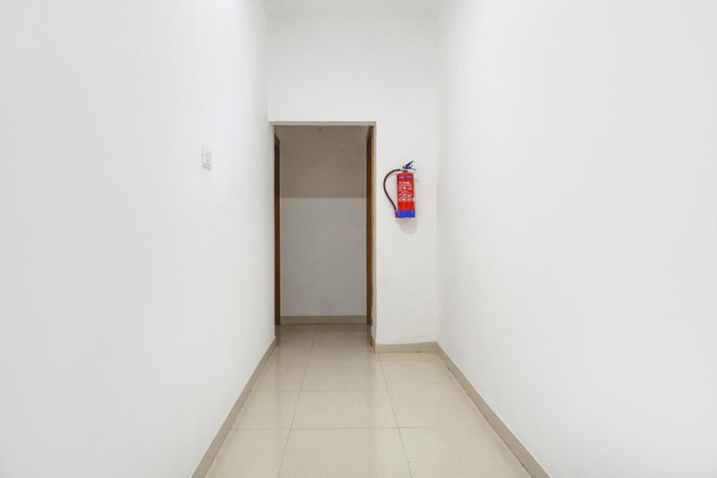 FabHotel White House Inn, Pune, India