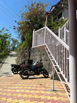Lemonade Inn, Chamba, India