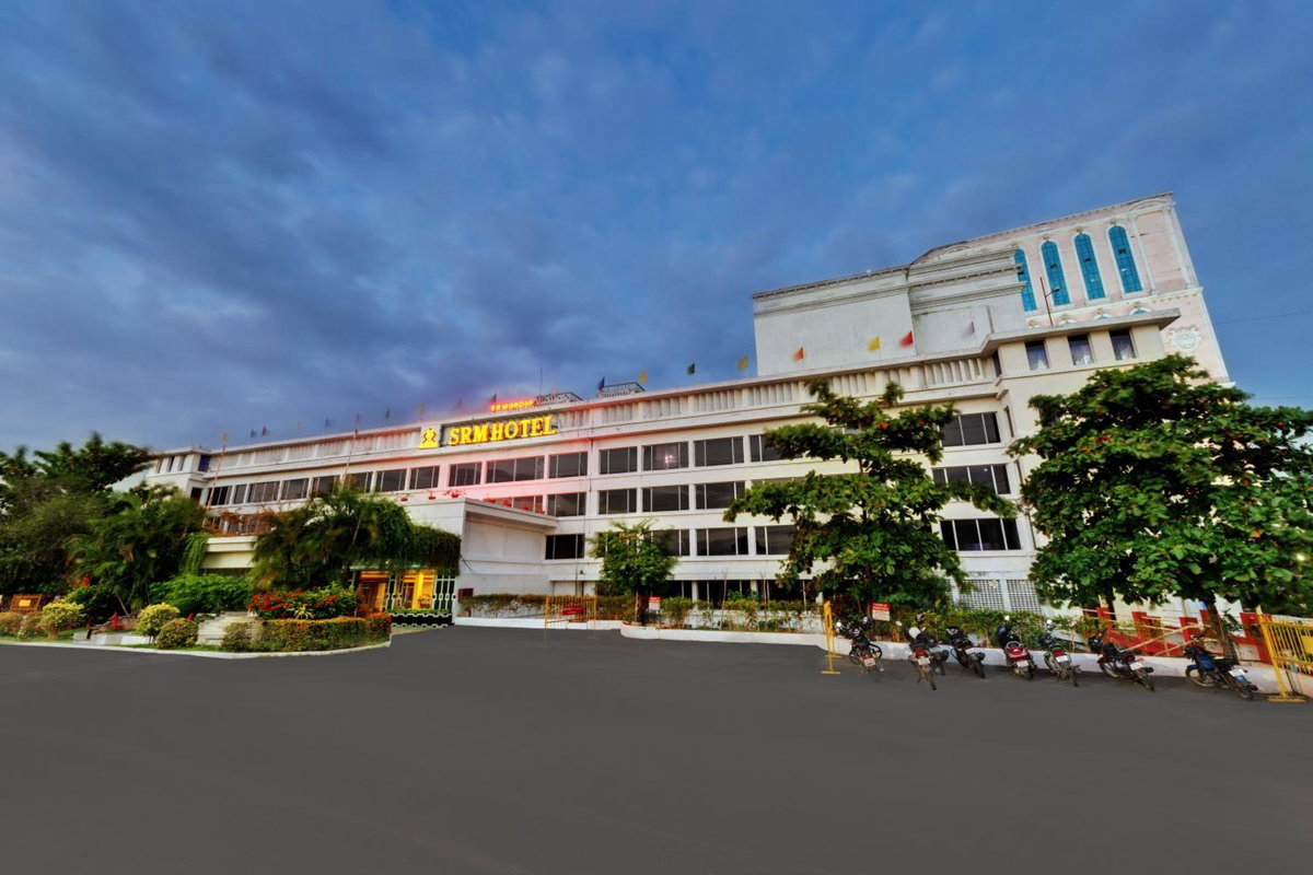 Hotel · SRM Hotel Maraimalai Nagar Chennai, Gūduvāncheri