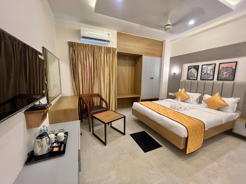Hotel Sunlight, Puducherry, India