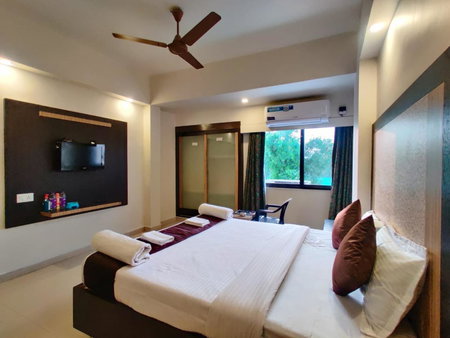 Hotel Ashwin Igatpuri, Pure Veg & Jain Food, Igatpuri, India